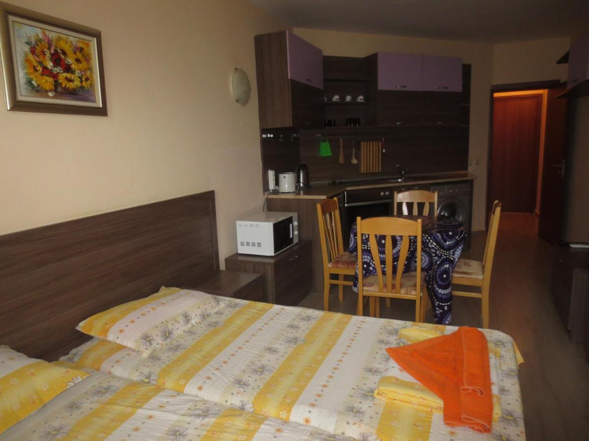 Fantasy Apartments Saint Constantine And Helena Resort Aziz Konstantin ve Elena Dış mekan fotoğraf