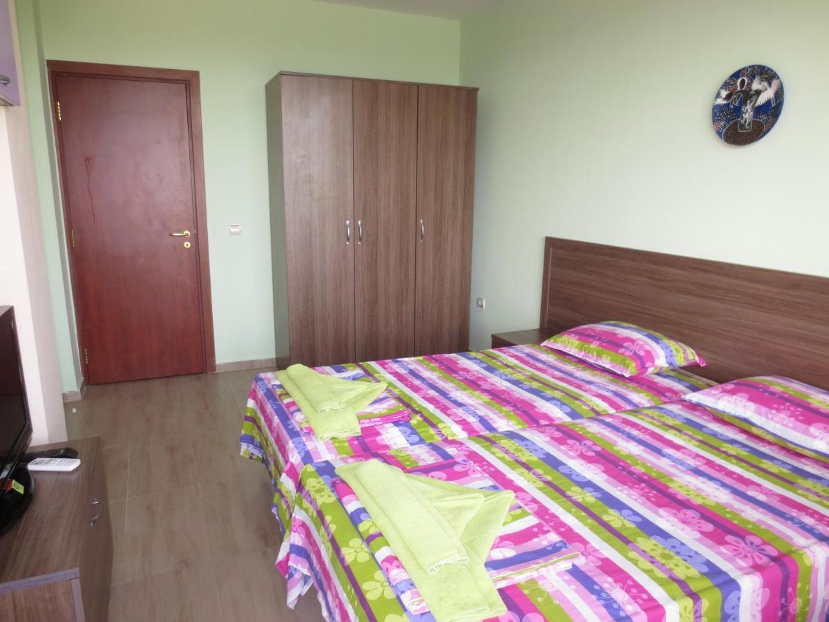 Fantasy Apartments Saint Constantine And Helena Resort Aziz Konstantin ve Elena Dış mekan fotoğraf