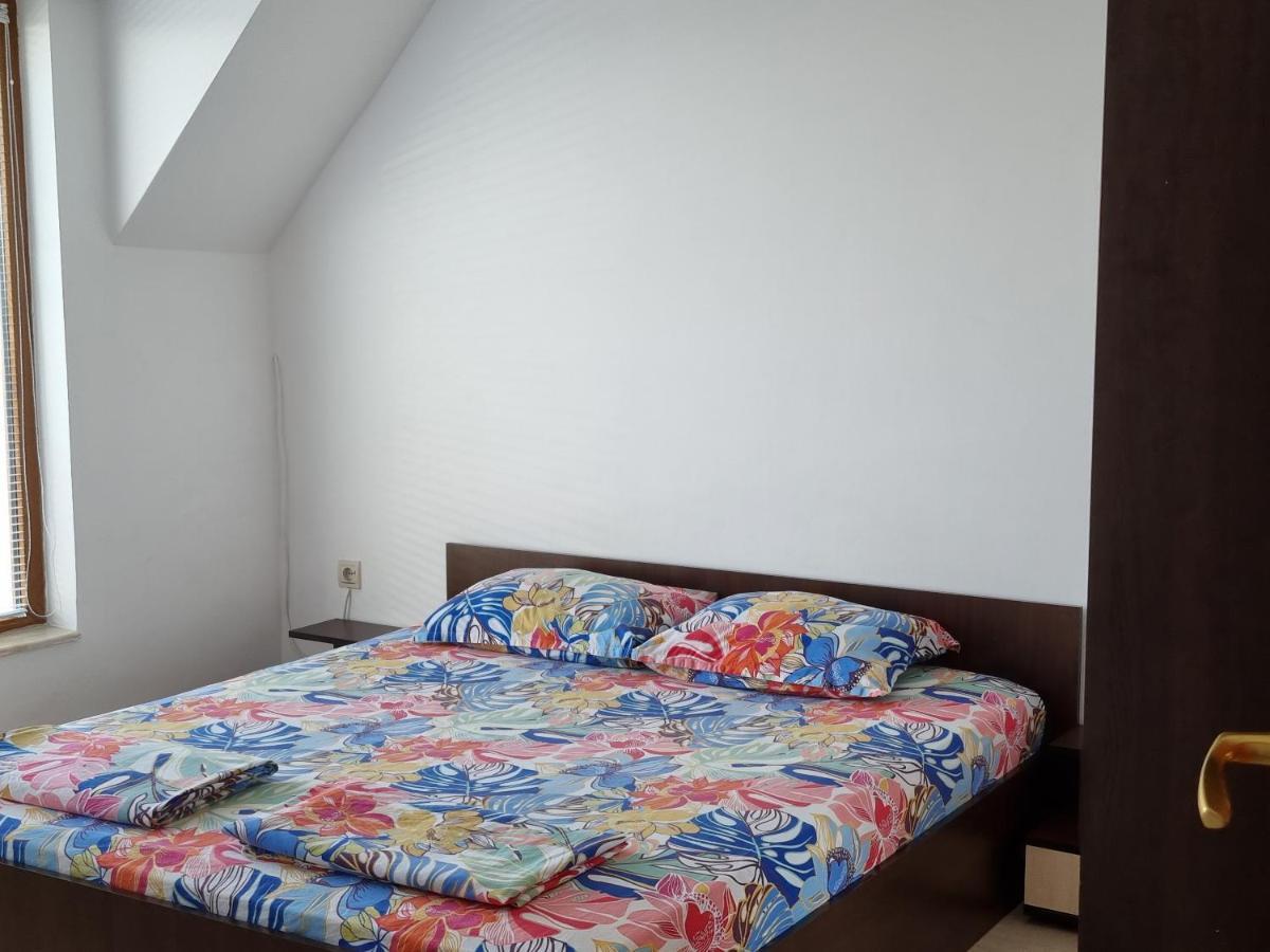 Fantasy Apartments Saint Constantine And Helena Resort Aziz Konstantin ve Elena Dış mekan fotoğraf
